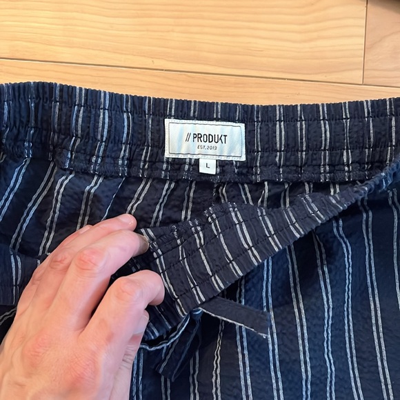 Short sleeve button up set with a short - Picture 2 of 9